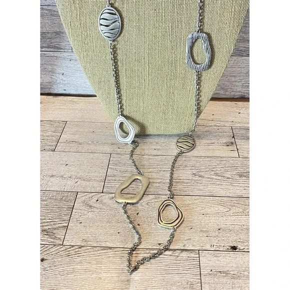 Premier Designs Silver Tone Circle Station Necklace 36” Long - Picture 2 of 11